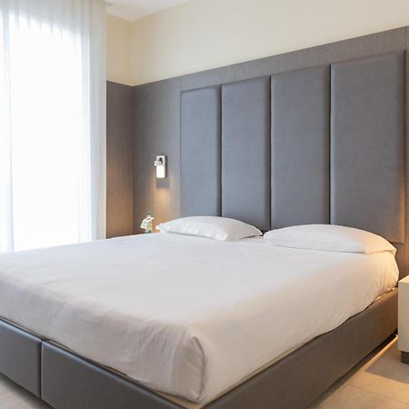 โมเซลลา สวีท โฮเต็ล Hotel ซอตโตมารีนา ภายนอก รูปภาพ