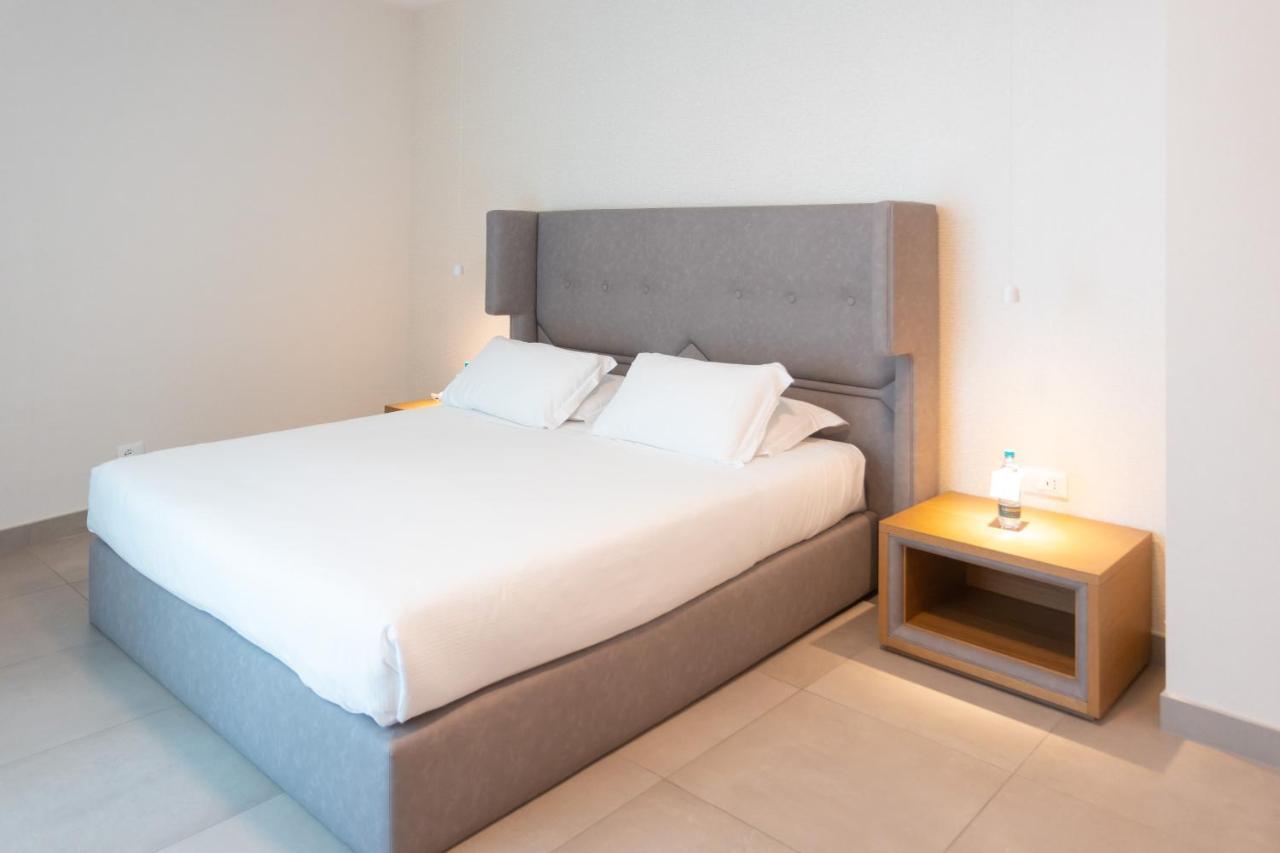 โมเซลลา สวีท โฮเต็ล Hotel ซอตโตมารีนา ภายนอก รูปภาพ